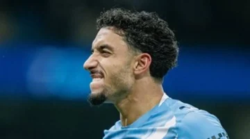 تألق عمر مرموش.. ملخص أرقام النجم المصري في مواجهة نيوكاسل ومانشستر سيتي